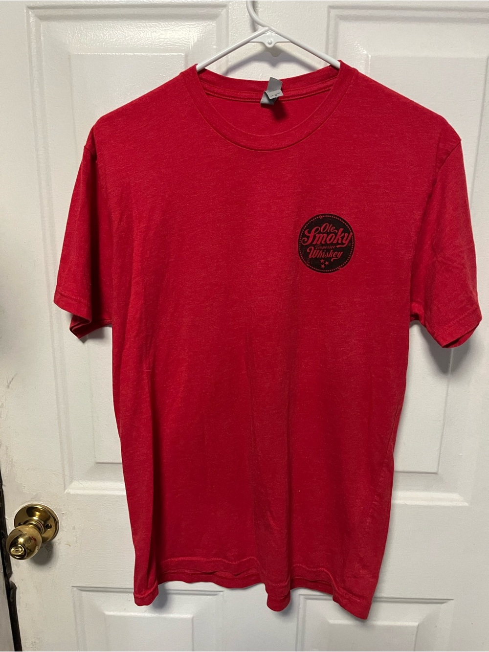 Ole Smoky Whiskey Red Short Sleeve Crew Neck Tee with Chest Logo size medium